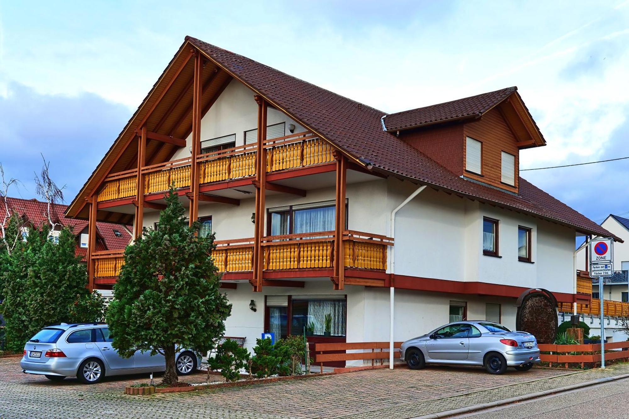 Hotel Garni Sebastian Kirrweiler  Exterior foto